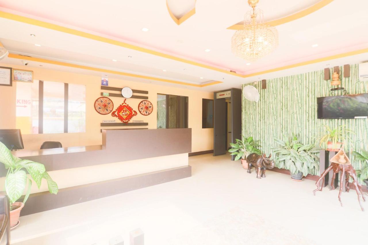 Oyo 27736 Hotel Sunview Guwahati Exteriör bild